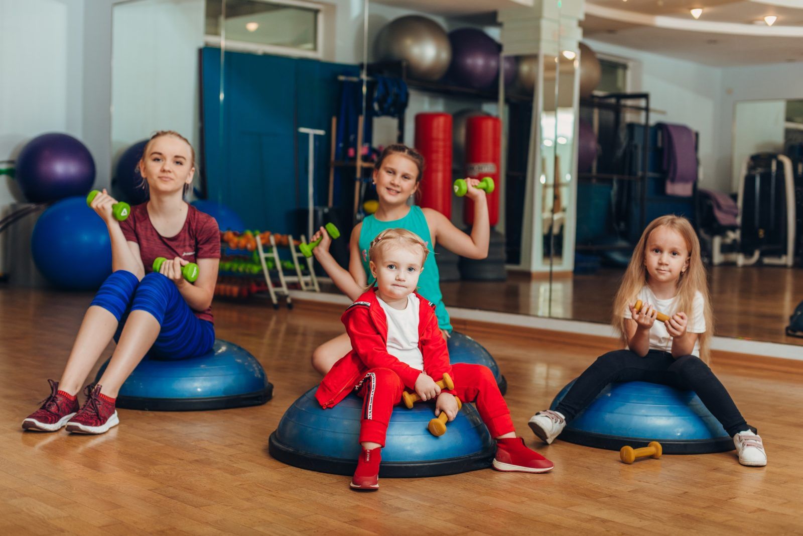 Детский фитнес в Симферополе, Консоль Спорт на Карла Маркса, фитнес цена